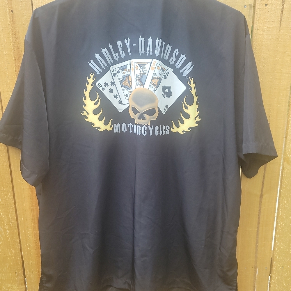 Harley-Davidson Black and Gold Skull Graphic Tee